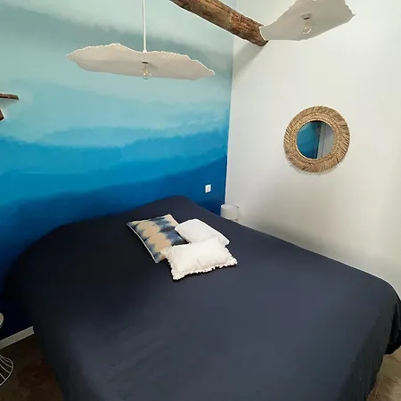 Escapade Apartment *